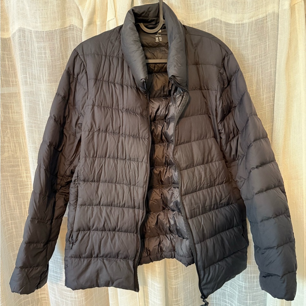 Uniqlo Men's BLACK Puffer Jacket